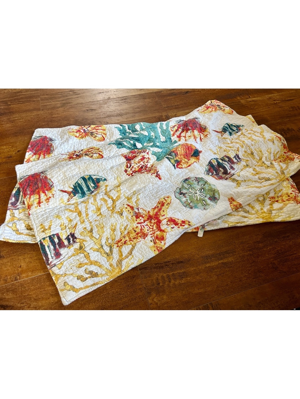 Sea Life Patterned Set of 2 Quilted Pillow Cases